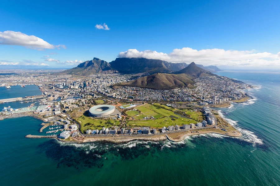 Learn over 2,100 words with this technical vocabulary trainer in Afrikaans and reach the level of a native speaker C1/C2 – 1
