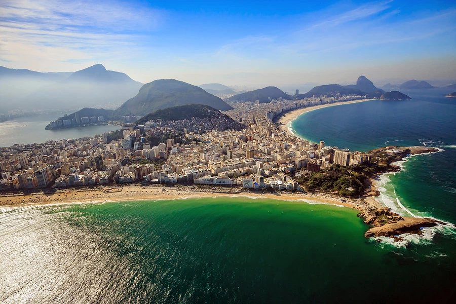 Learn Brazilian Portuguese for advanced learners: Speak Brazilian Portuguese fluently with the intermediate course! – 1