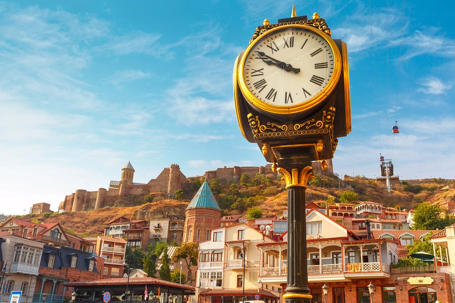 Learn over 2,100 words with this technical vocabulary trainer in Georgian and reach the level of a native speaker C1/C2 – 1