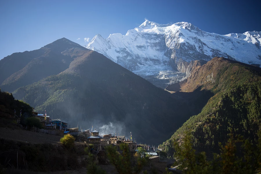 Imágenes del contexto regional · nepalí
